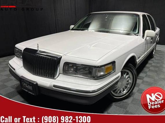 LINCOLN TOWN CAR 1997 1LNLM82W9VY626717 image LINCOLN TOWN CAR 1997 1LNLM82W9VY626717 image